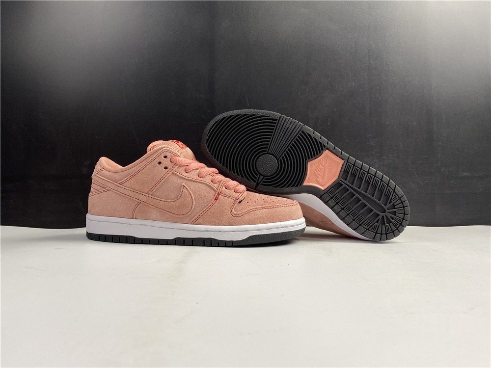 Nike SB Dunk Low “Pink” HG CV1655-600