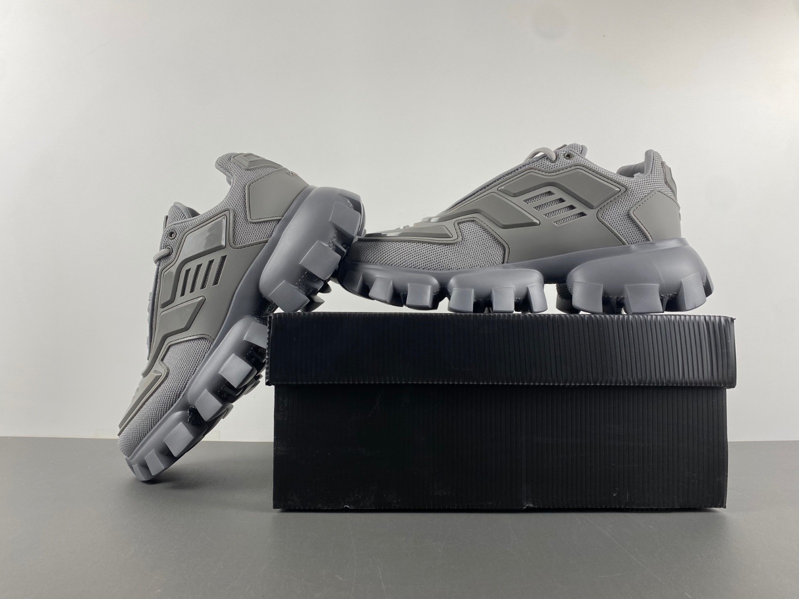 Prad* snekaers  P000049