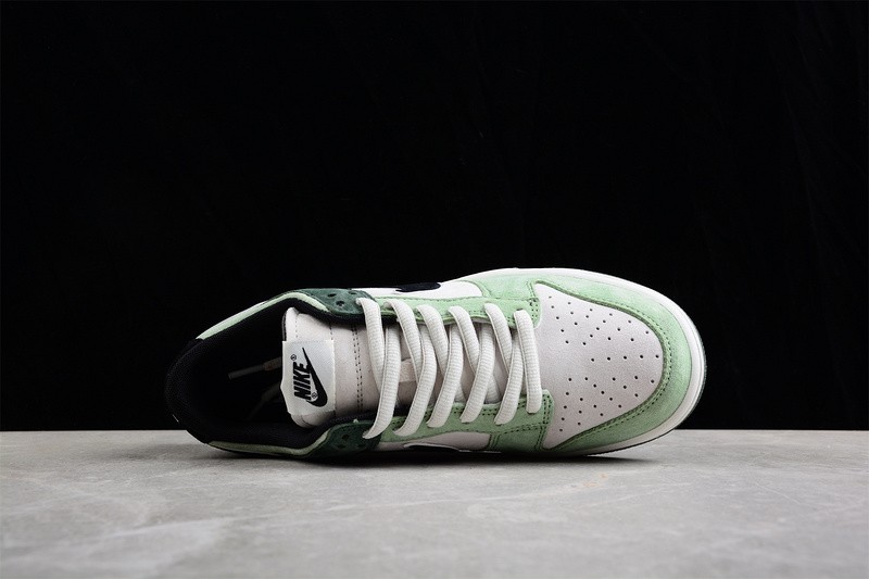 Otomo Katsuhiro x Nk SB Dunk Low "Steamboy OST" LF0068-001