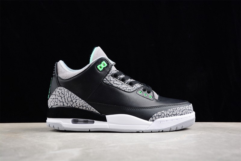 Air Jordan 3 "Green Glow" CT8532-031