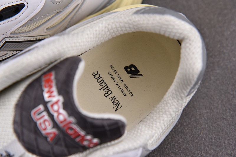 NEW BALANCE NB990 NB000032