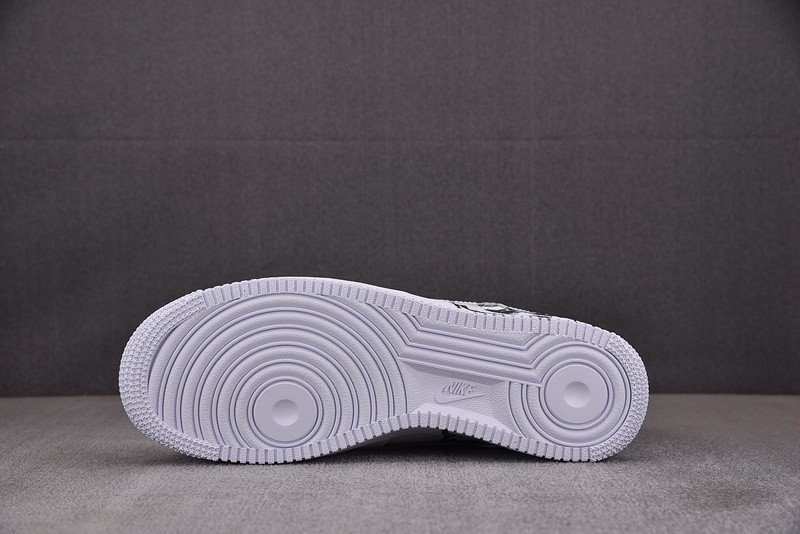 Nike Air Force 1 Low S*p*e Comme des Garcons Shirt 923044-100