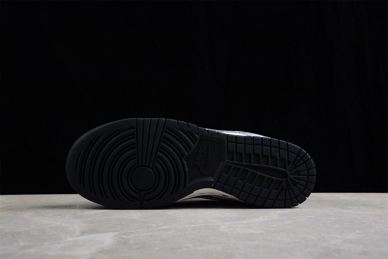 Nike SB Dunk Low "Steamboy OST" LF0039-026