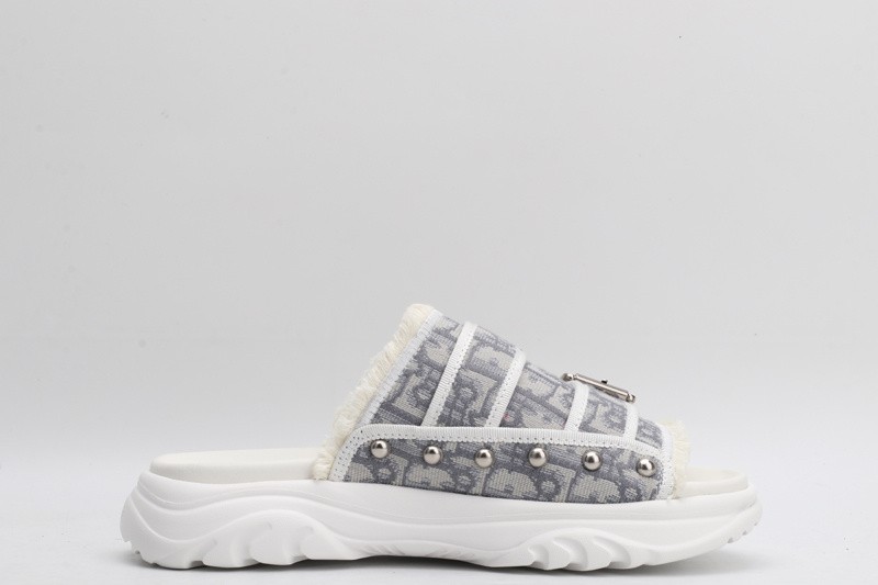 Dio*r sandal11
