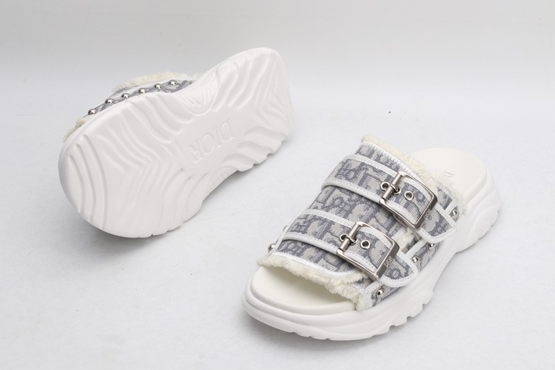 Dio*r sandal11