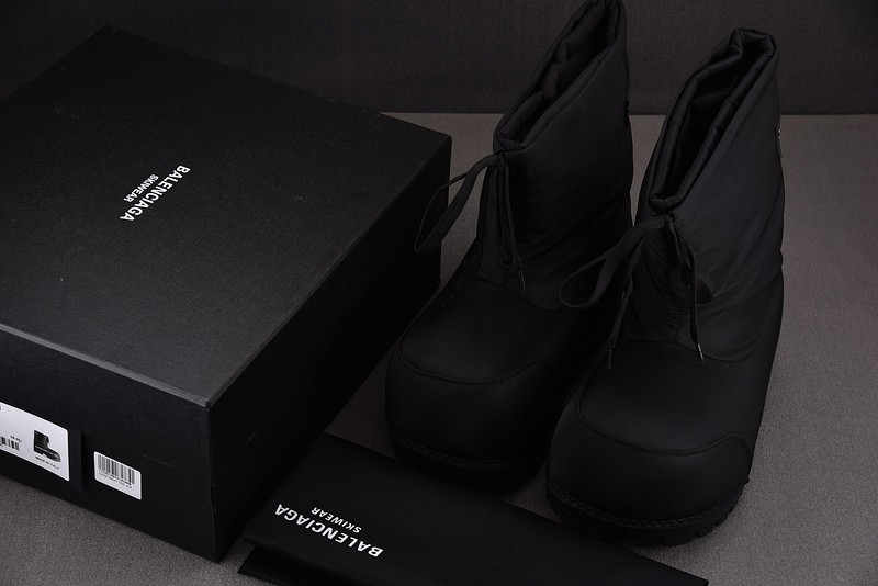 Ba*len*cia*ga Steroid 6000159