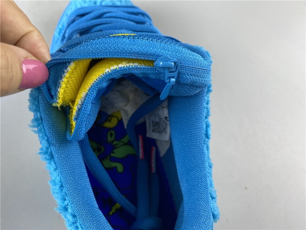 Grateful Dead x Nike SB Dunk Low  CJ5378-400