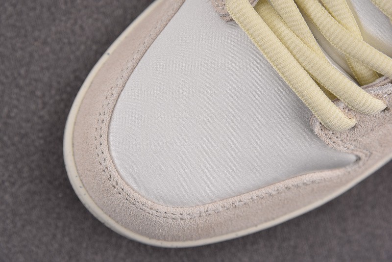 Nike SB Dunk Low City Of Love Light Bone FZ5654-100