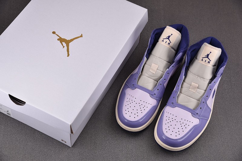 Air Jordan 1 Mid SE Chenille Sky J Light Purple DZ3745-500