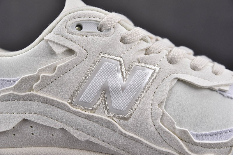 NEW BALANCE 2002 NB000021