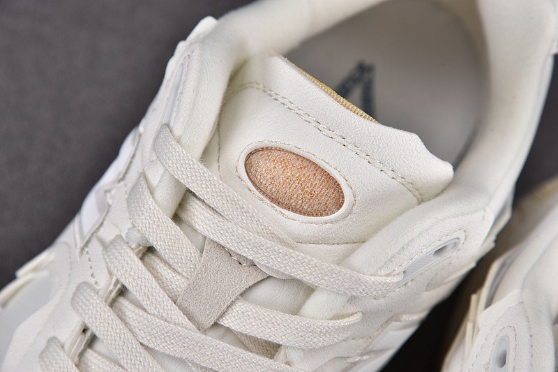 NEW BALANCE 2002 NB000021