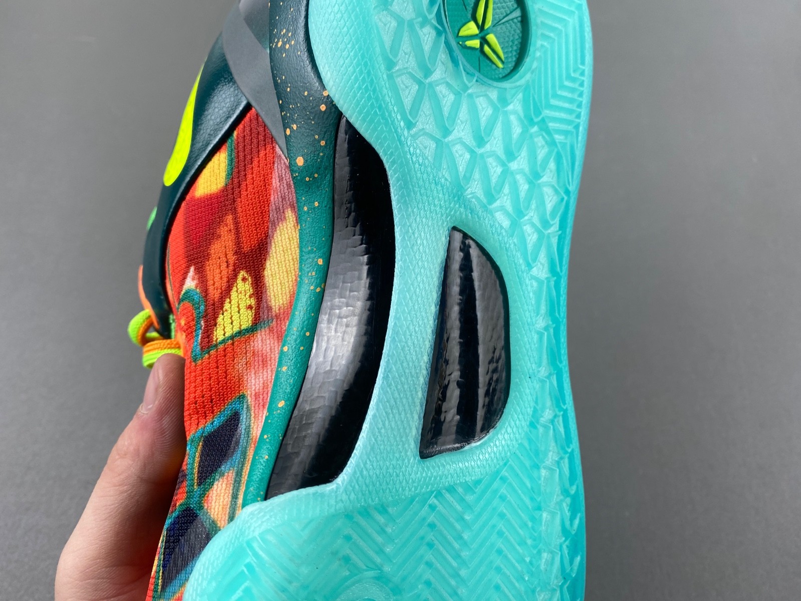 Nike Kobe 8 Protro "What The Kobe" 2025 HM9621-900