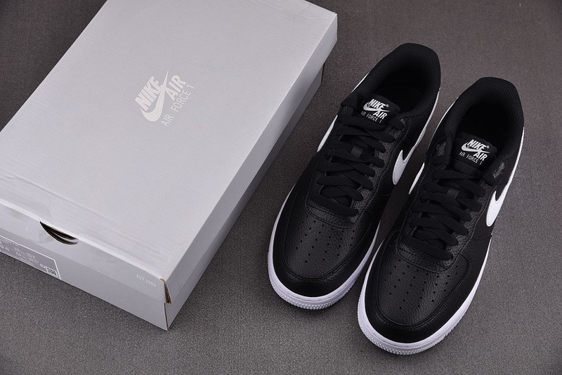 Nike Air Force 1 Low 