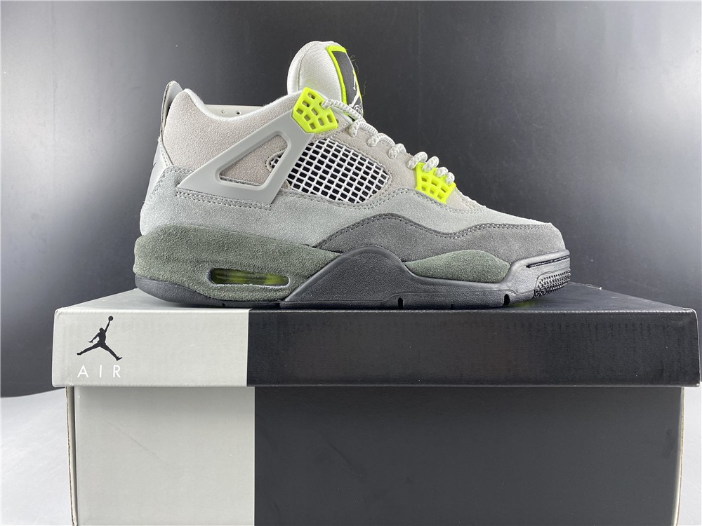Air Jordan 4 Retro SE Neon CT5342-007