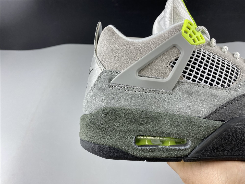 Air Jordan 4 Retro SE Neon CT5342-007