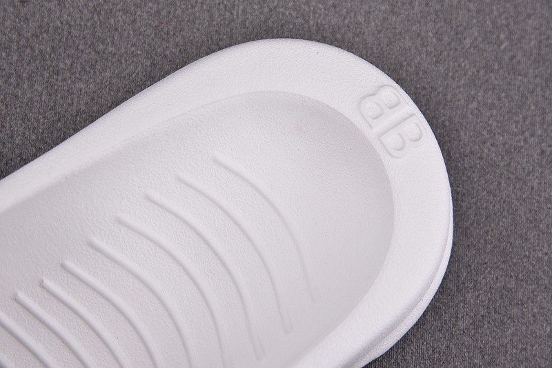 Balenciag* Sandal15