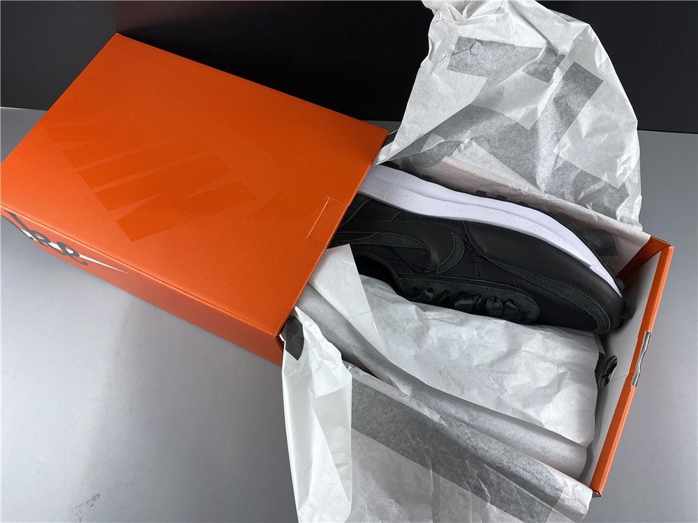 Sacai Nike LDV Waffle black  NYLON BV0073-002