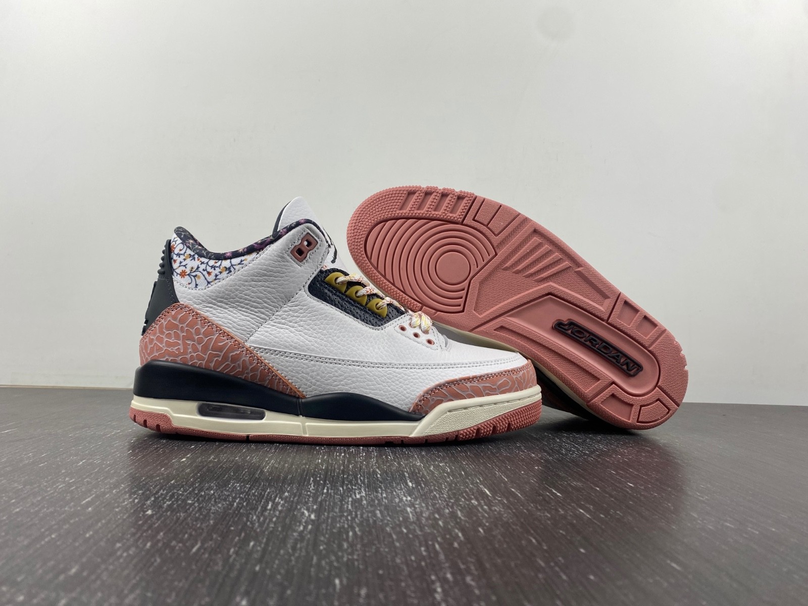 AIR JORDAN 3 GS "RED STARDUST" 441140-100