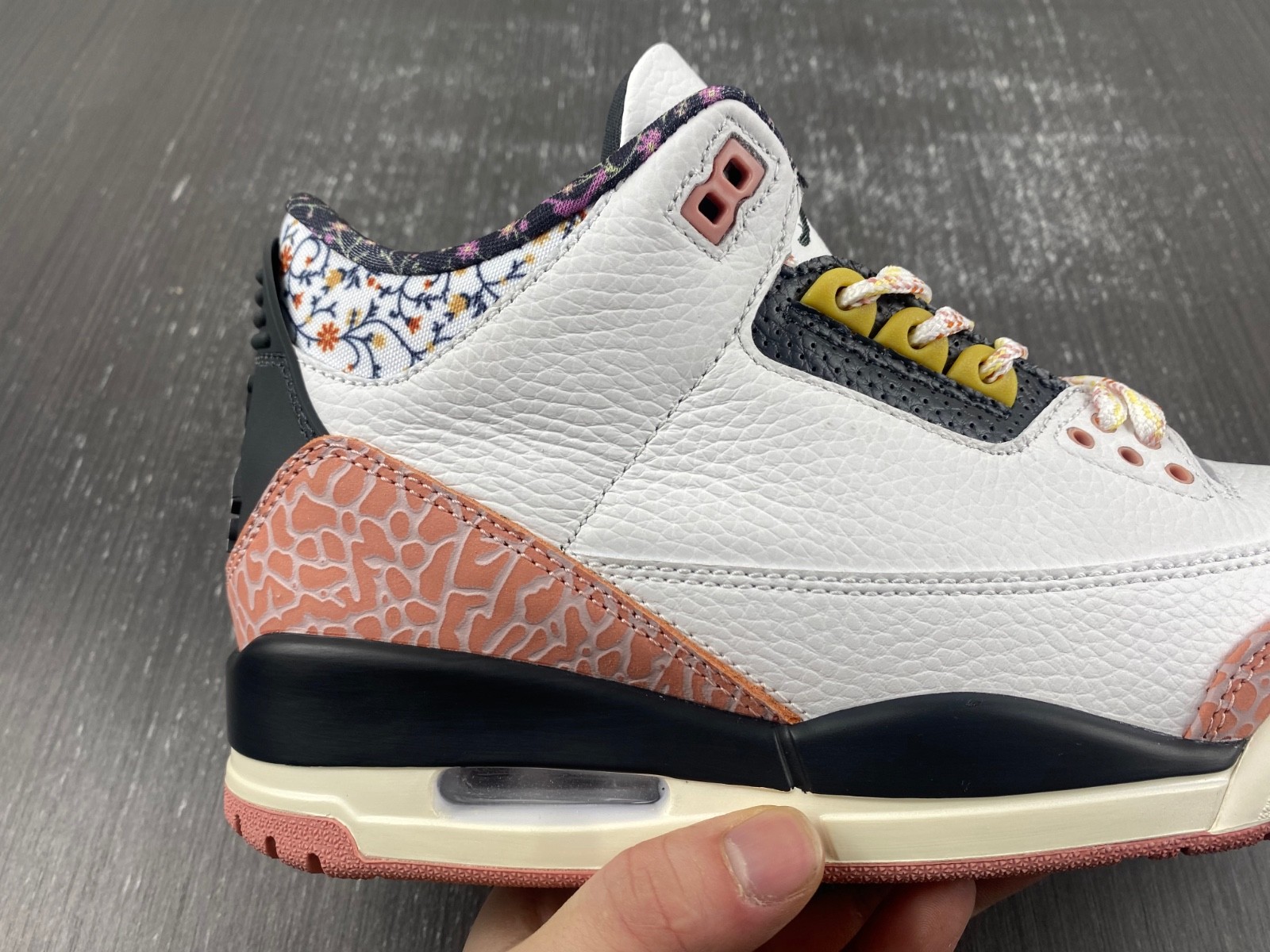 AIR JORDAN 3 GS "RED STARDUST" 441140-100