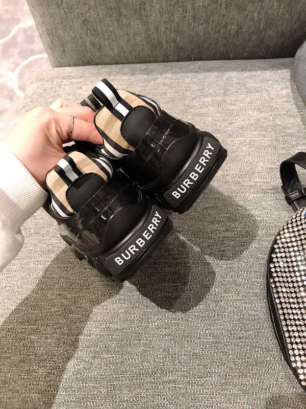 Burber*y sneakers B000004