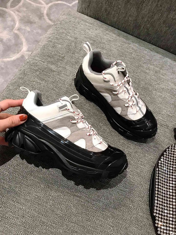 Burber*y sneakers B000003