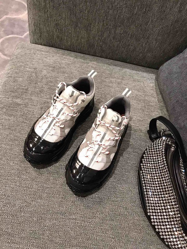 Burber*y sneakers B000003