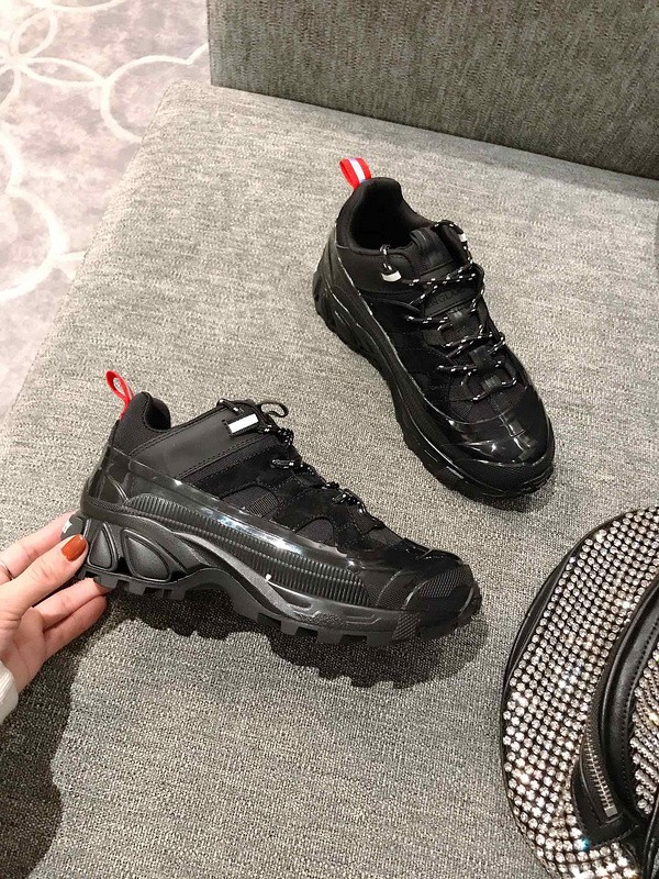 Burber*y sneakers B000002