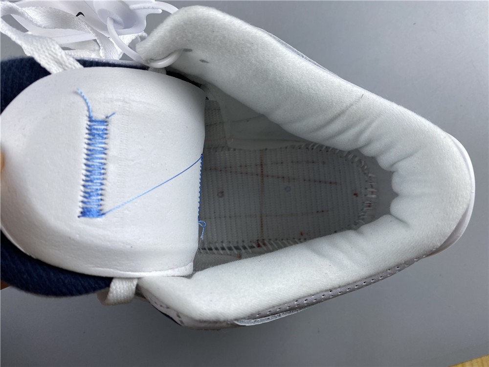 Air Jordan3 UNC  CT8532-104