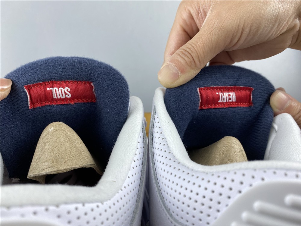 Air Jordan3 UNC  CT8532-104
