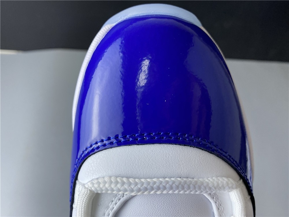 Air Jordan 11 Low WMNS “Concord” AH7860-100