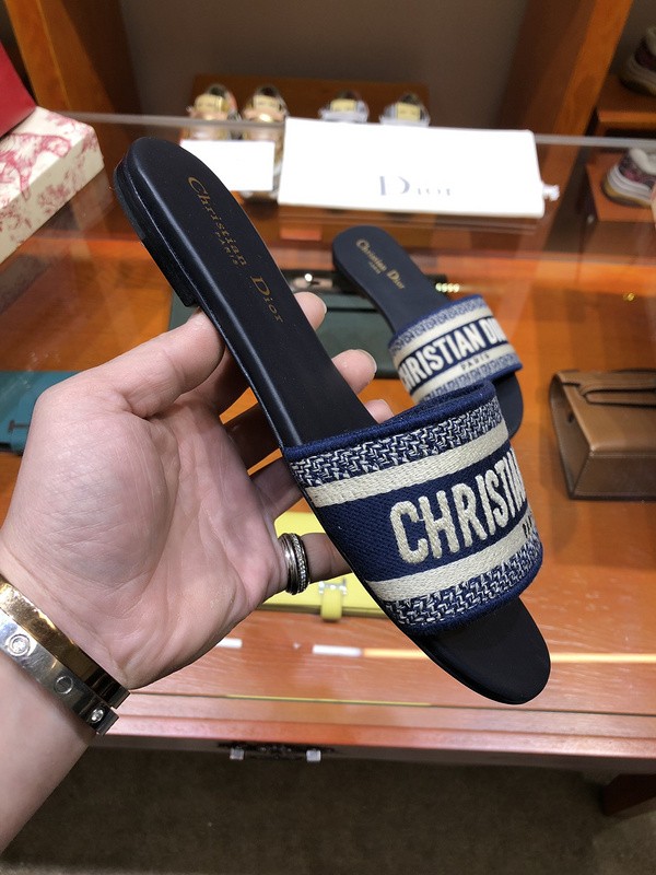 DIO*R SANDAL3c