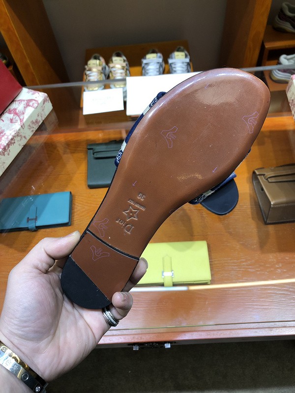 DIO*R SANDAL3c
