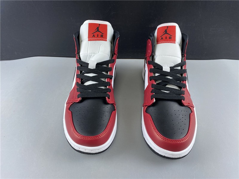 Air Jordan 1 Mid Chicago black toe  554724-069