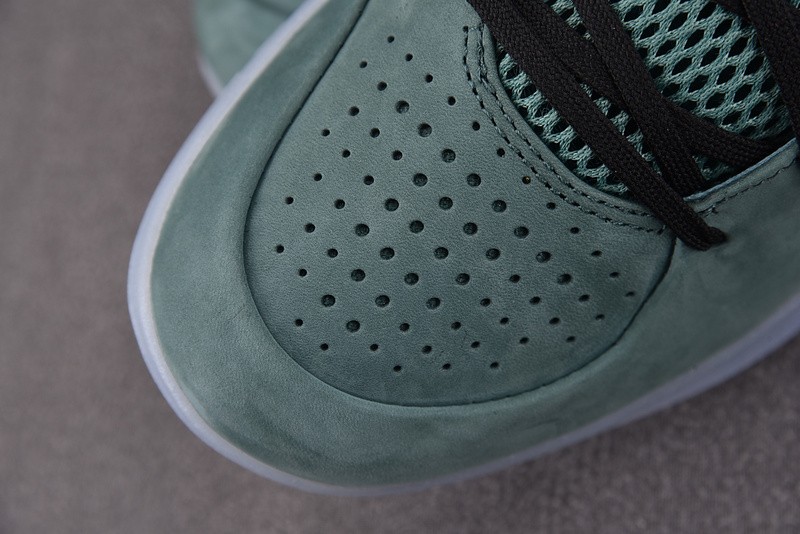 NIKE KOBE 4 PROTRO “GIRL DAD” FQ3545-300