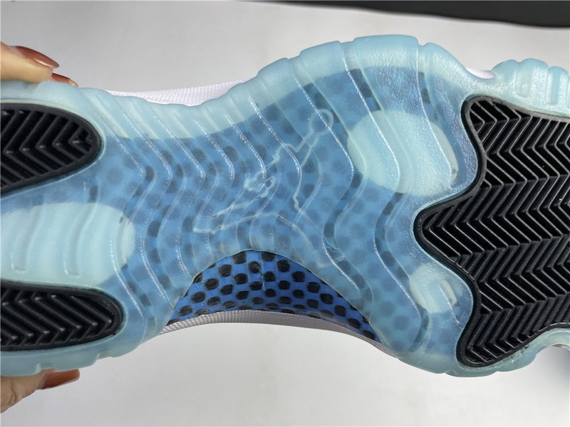 Air Jordan 11 "Legend Blue“ 378037-117