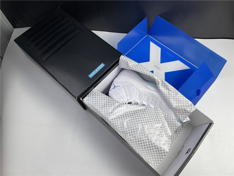 Air Jordan 11 "Legend Blue“ 378037-117