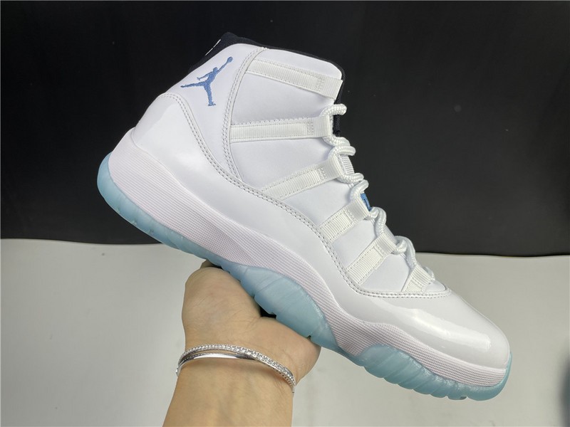 Air Jordan 11 "Legend Blue“ 378037-117