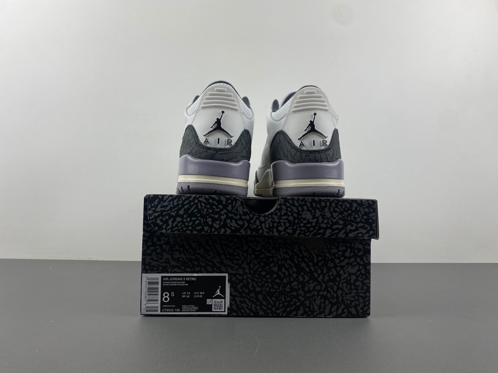 Air Jordan 3 “Cement Grey” CT8532-106