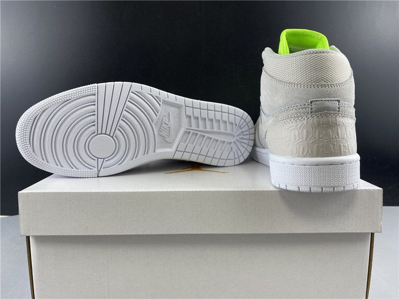 Air Jordan 1 Mid vast grey ghost green  CV3018-001