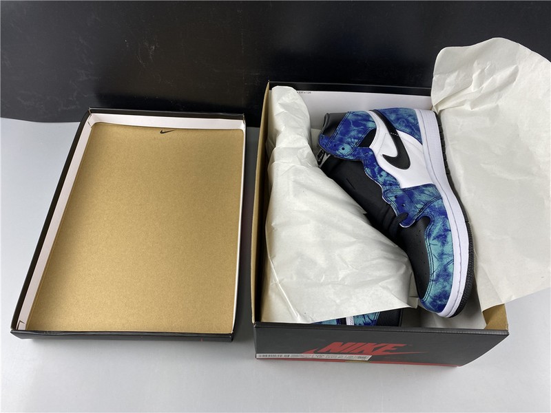 Air Jordan 1 Tie-Dye white black aurora green CD0461-100