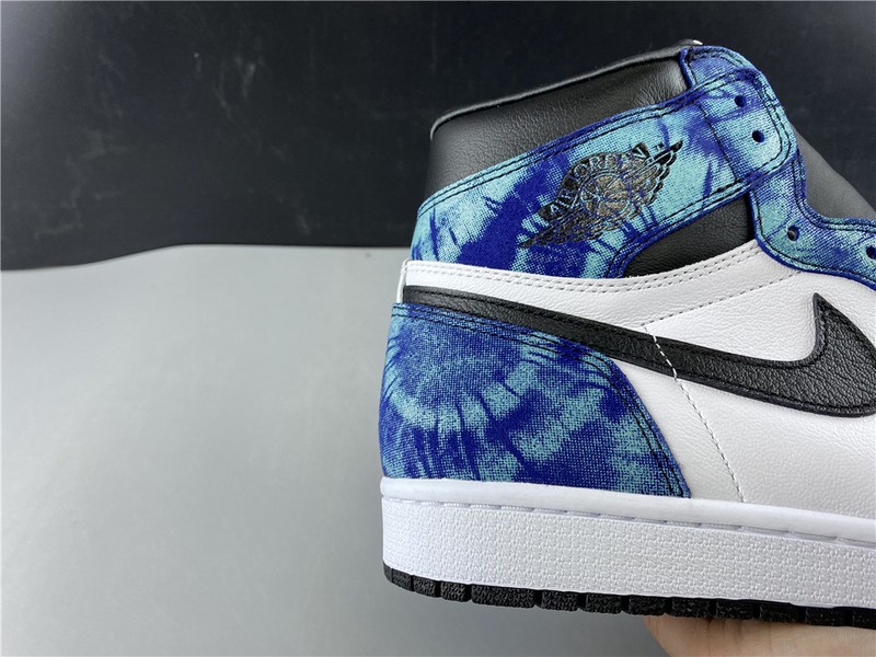 Air Jordan 1 Tie-Dye white black aurora green CD0461-100