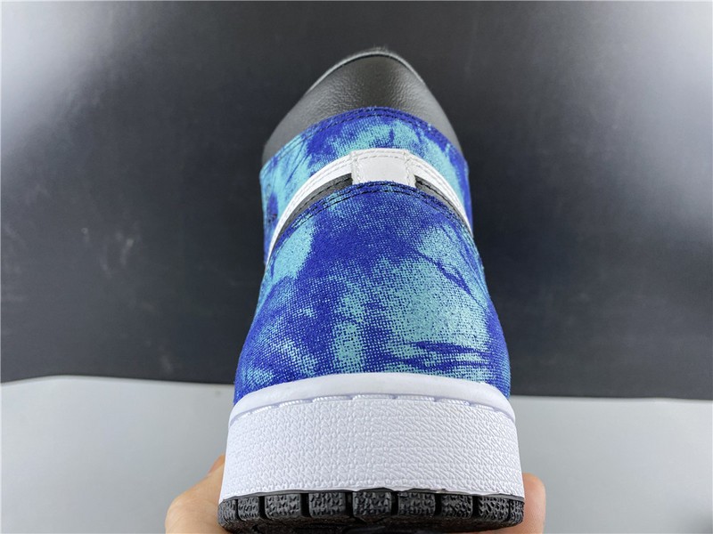 Air Jordan 1 Tie-Dye white black aurora green CD0461-100