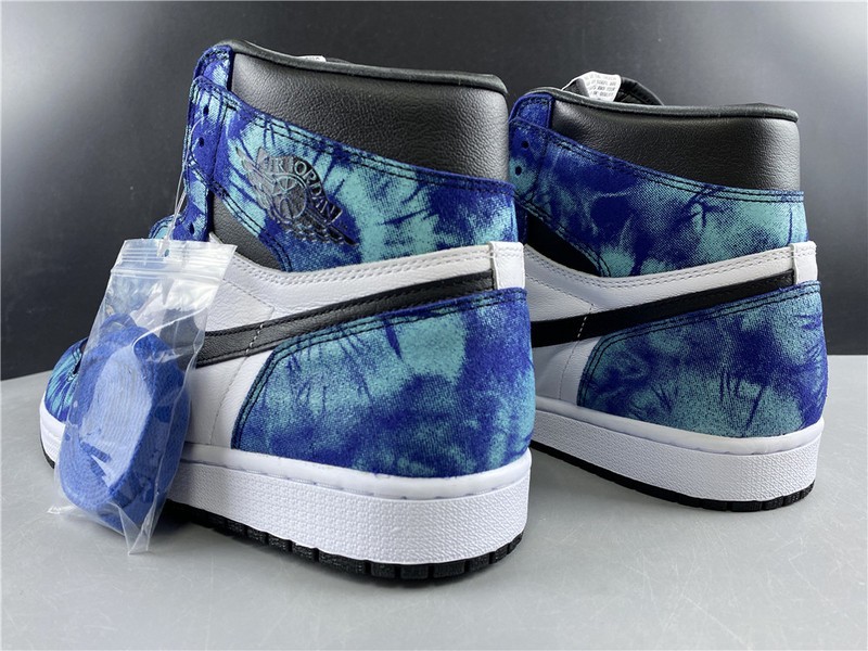Air Jordan 1 Tie-Dye white black aurora green CD0461-100