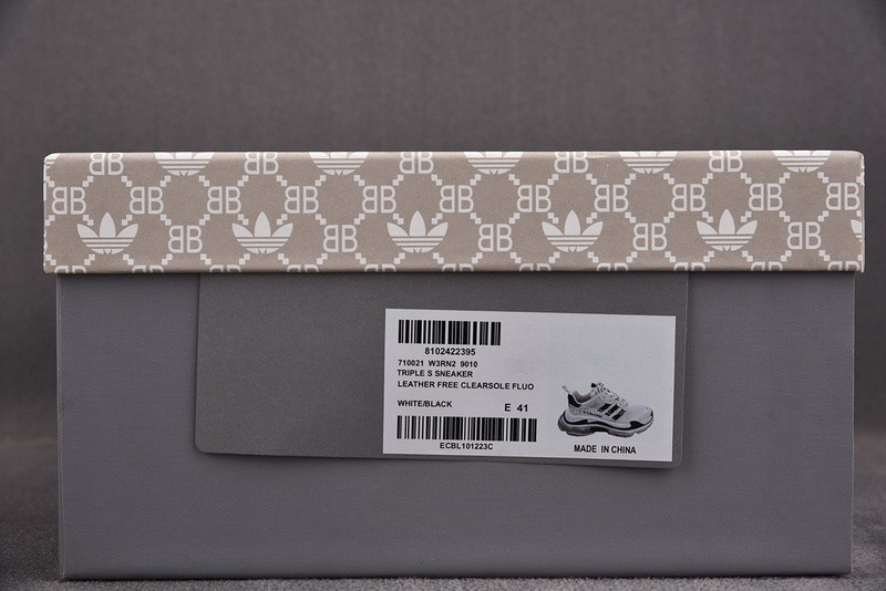 TRIPLES TRAINER SNEAKERS 2000045
