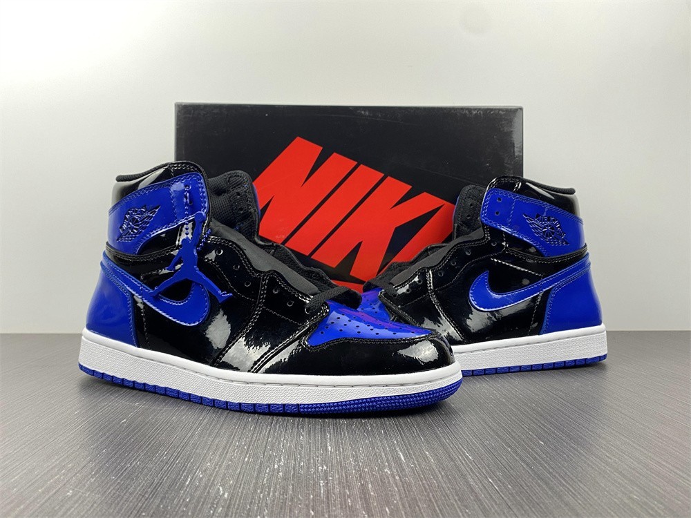AIR JORDAN 1 HIGH OG 
