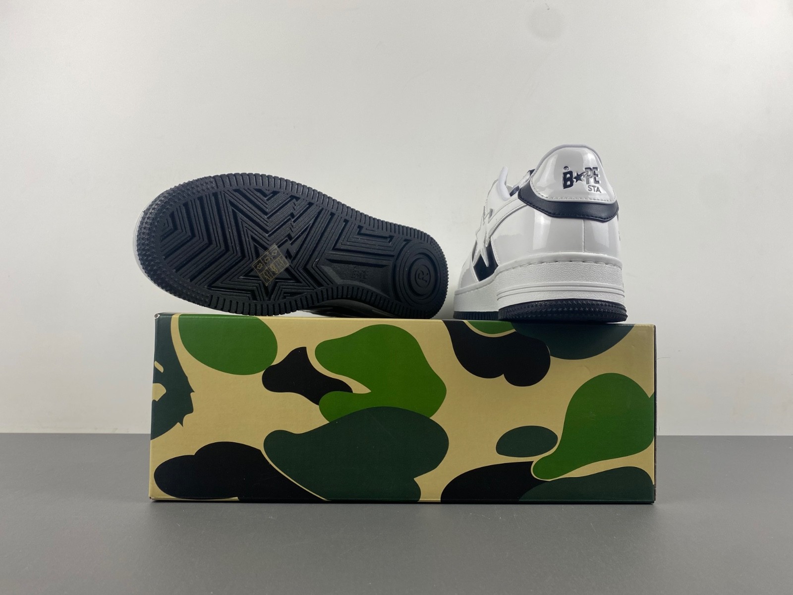 Bathing Ape A000058