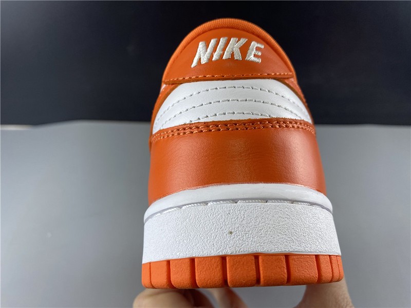 Nike dunk low sb syracuse  CU1726-101