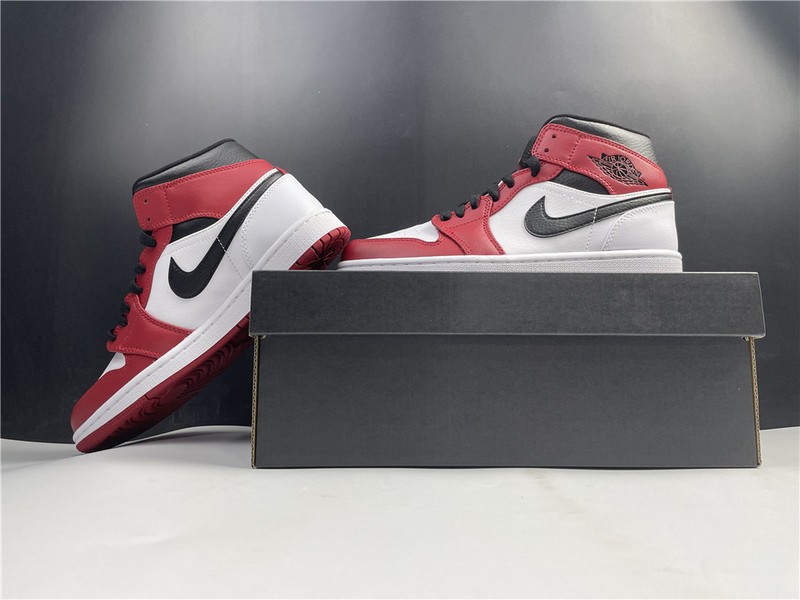 AIR JORDAN 1 MID Chicago 554724-173