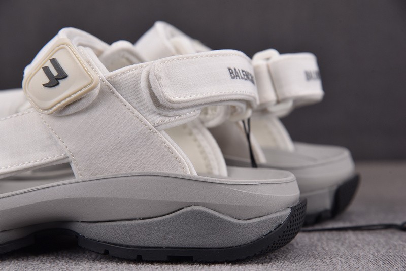 BALENCIAG* SANDAL 38