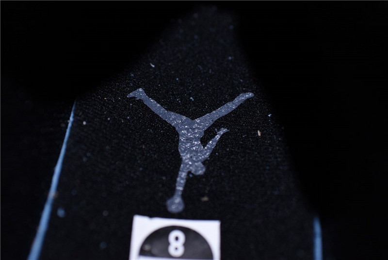 Air Jordan 1 Mid Tumbled Leather 554724-041